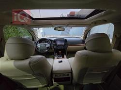 تۆیۆتا لاند کروزەر